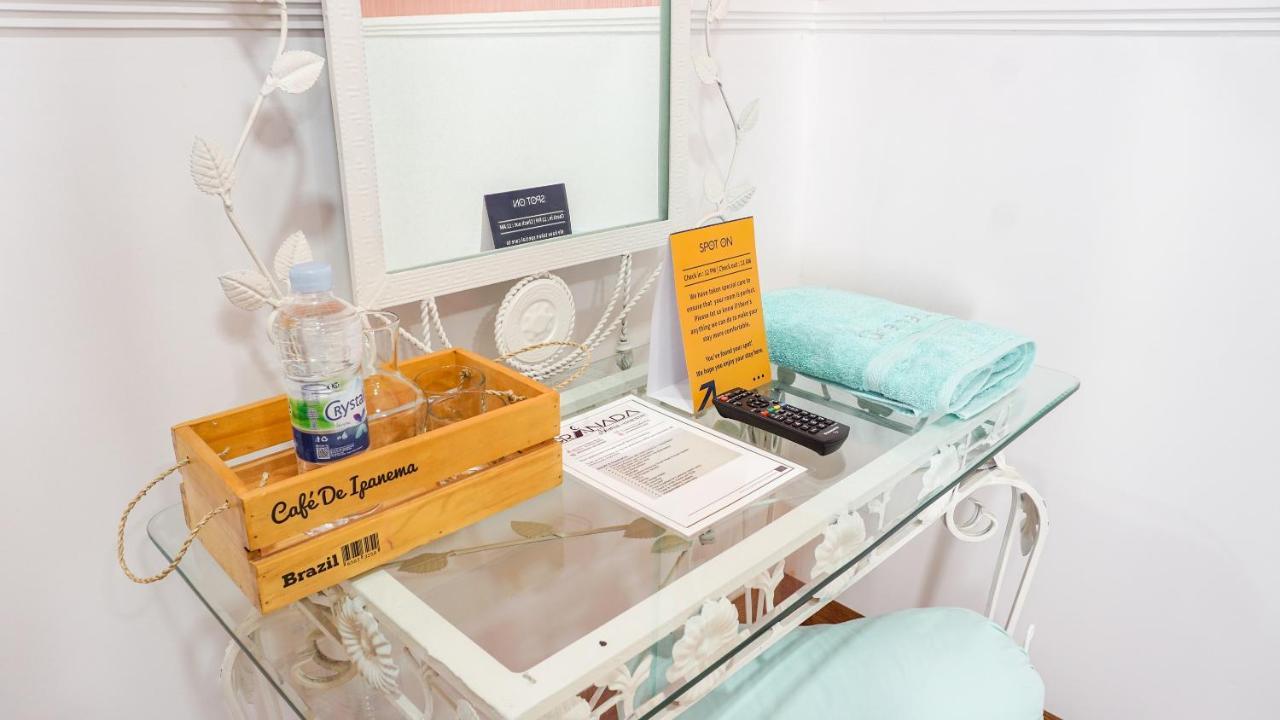 Vaccinated Staff - Spot On 2053 Granada Syariah Home Stay باندونج المظهر الخارجي الصورة